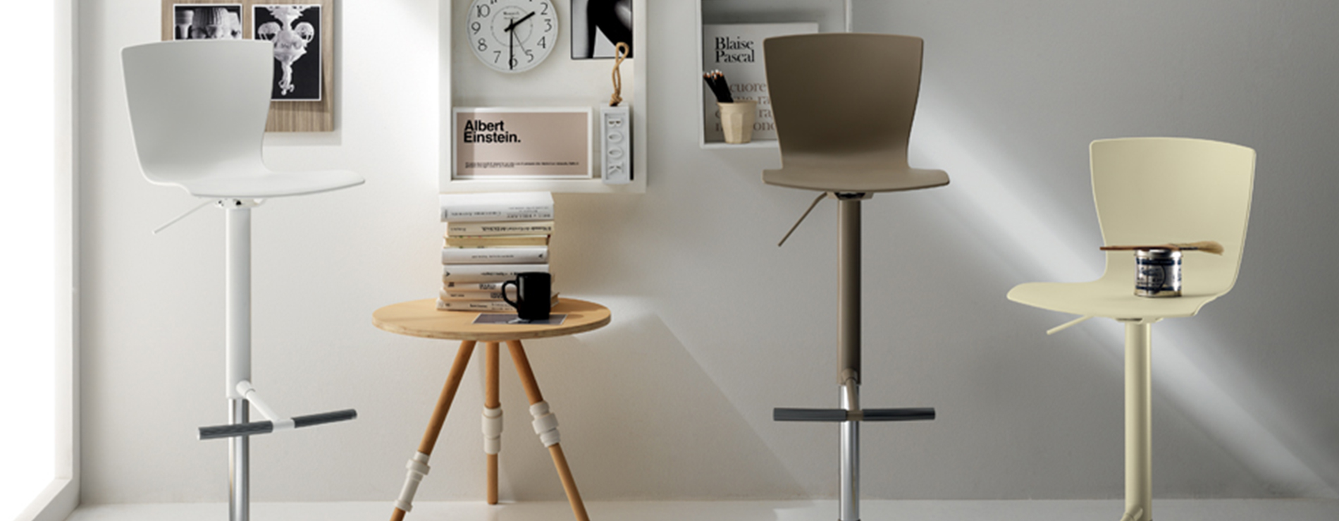 Sgabelli Moderni Per Cucina. Perfect Sgabello Moderno Girevole In ... Sgabelli Moderni Per Cucina. Perfect Sgabello Moderno Girevole In ...