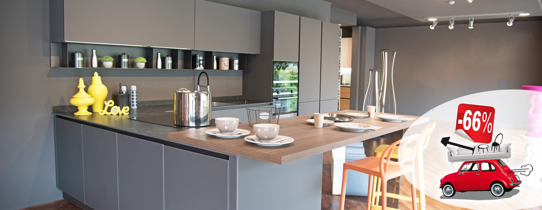 Direttamente dalla nostra esposizione, cucina con penisola Glass Arredo3 grigia in promozione!